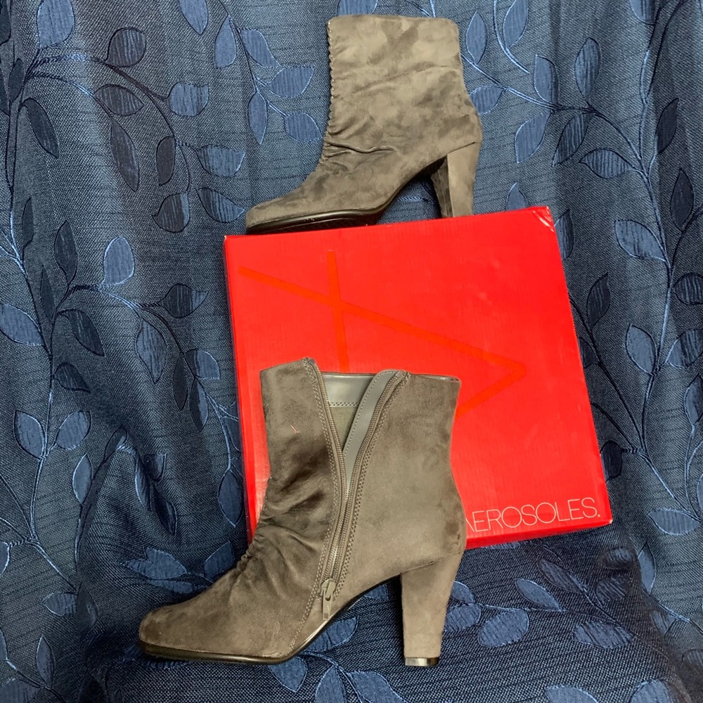 Aero soles short boots women’s